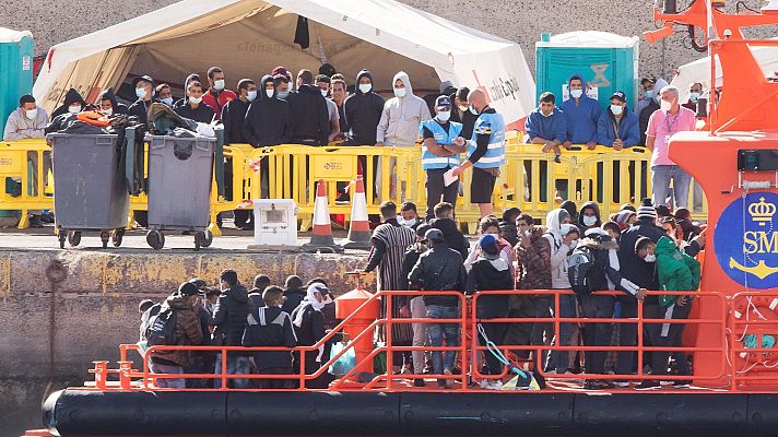 El buen tiempo en el mar dispara la llegada de cayucos a Canarias