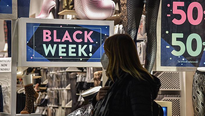 Telediario 1 - El comercio espera reactivarse con el 'Black Friday'
