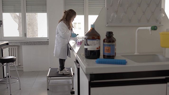 De seda y hierro - Una vida más