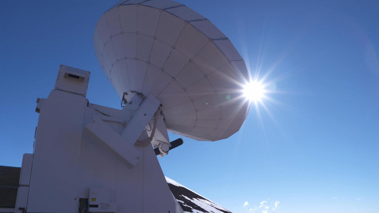 Somos documentales - Cómo ver un agujero negro: el mayor misterio del universo - ver ahora