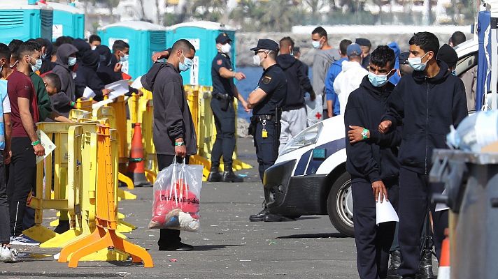 Informativo 24h - El Gobierno aprueba dos subvenciones para mejorar la atención a menores migrantes no acompañados en Canarias, Ceuta y Melilla