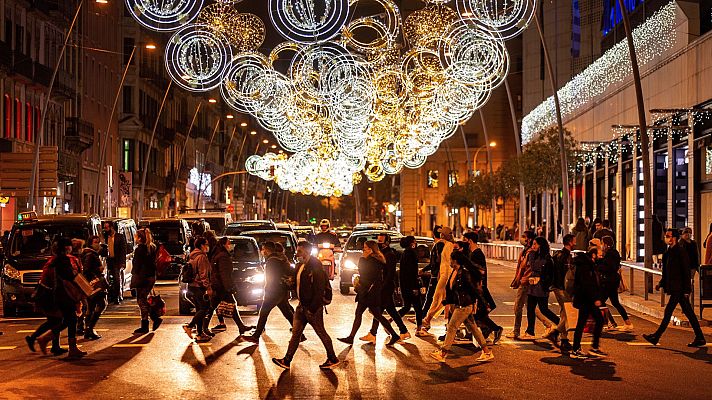 Telediario 1 - Las restricciones de las navidades siguen en el aire