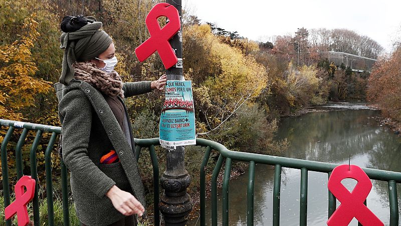 "El VIH es el gran logro de la medicina, pero el gran fracaso de la sociedad"