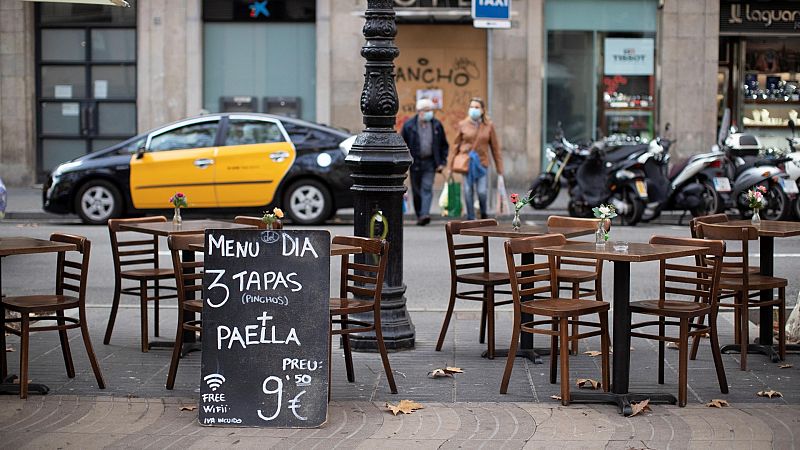 Las terrazas en la calzada, solución para la hostelería de Barcelona ante las restricciones