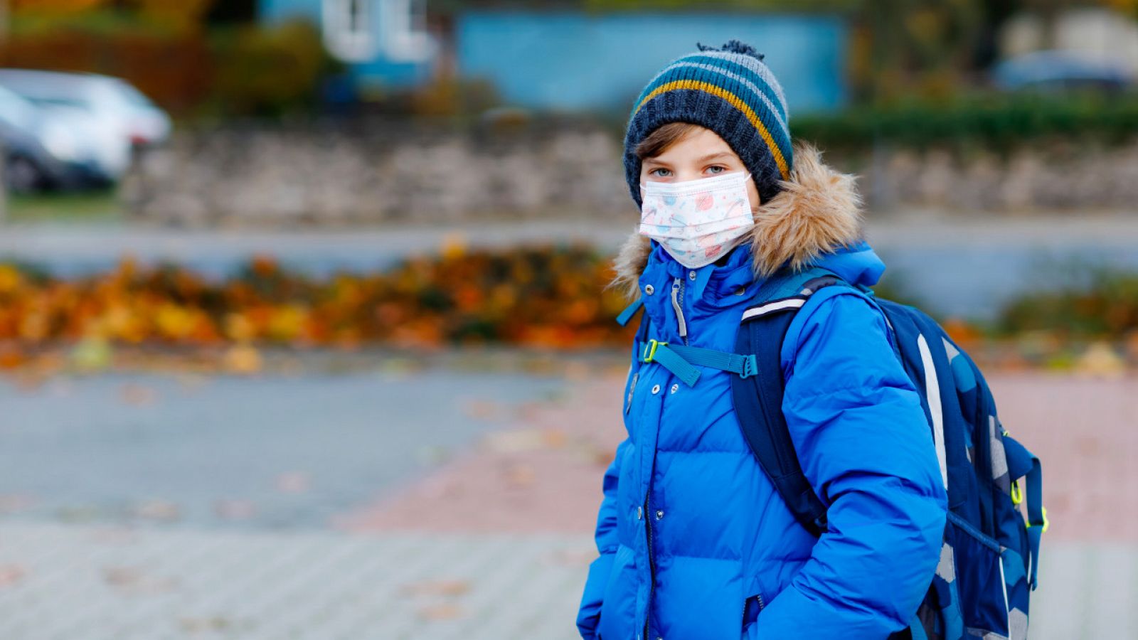 Diseñan mantas escolares contra el frio por la ventilación de las aulas