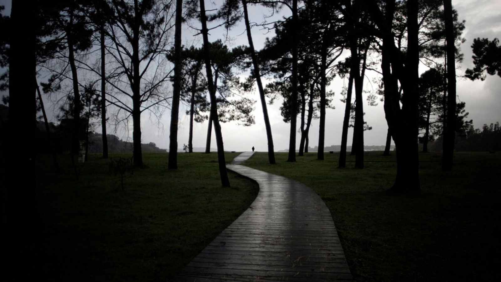 La borrasca atlántica Dora ha obligado a mantener la alerta en el litoral norte