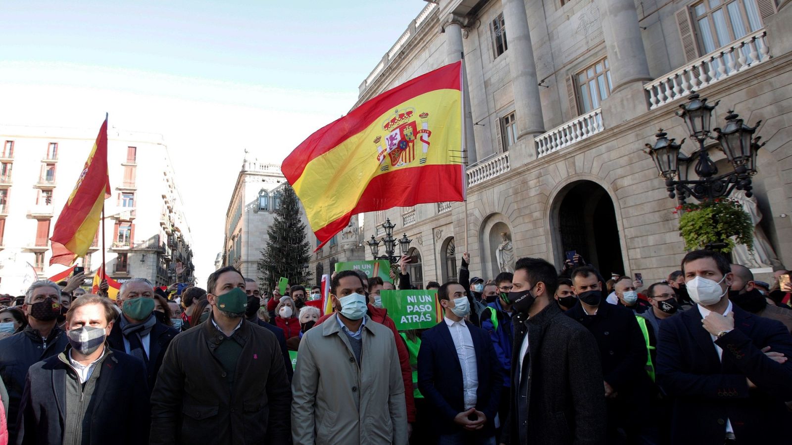 Abascal y Arrimadas conmemoran el 42 aniversario de la Constitución en Barcelona