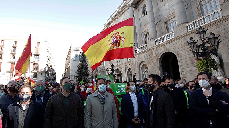 Abascal y Arrimadas conmemoran el 42 aniversario de la Constitución en Barcelona