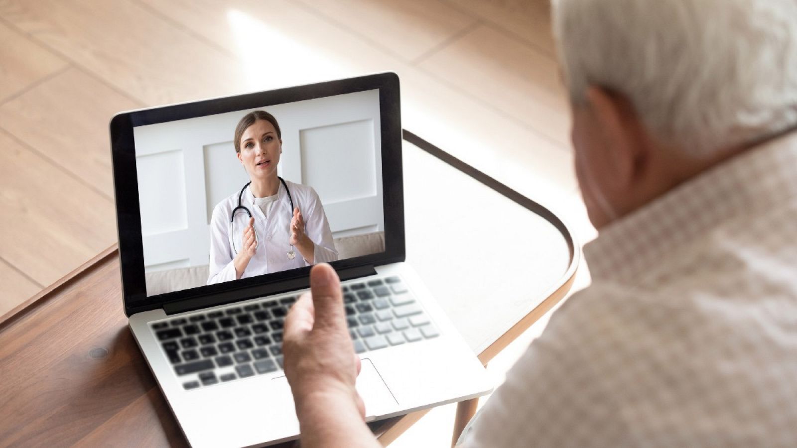 Aragón impulsa las videoconsultas médicas en las residencias de mayores