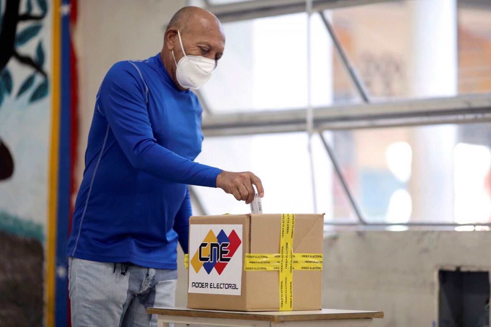 Unos 20 millones de venezolanos votan a los representantes de la Asamblea Nacional