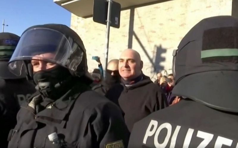 Alemania investiga los vínculos de la ultraderecha con las marchas negacionistas | Ver