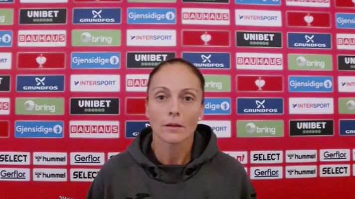 Europeo Femenino de Balonmano - Europeo de balonmano | Silvia Navarro: "O estamos finas o se nos va el partido"