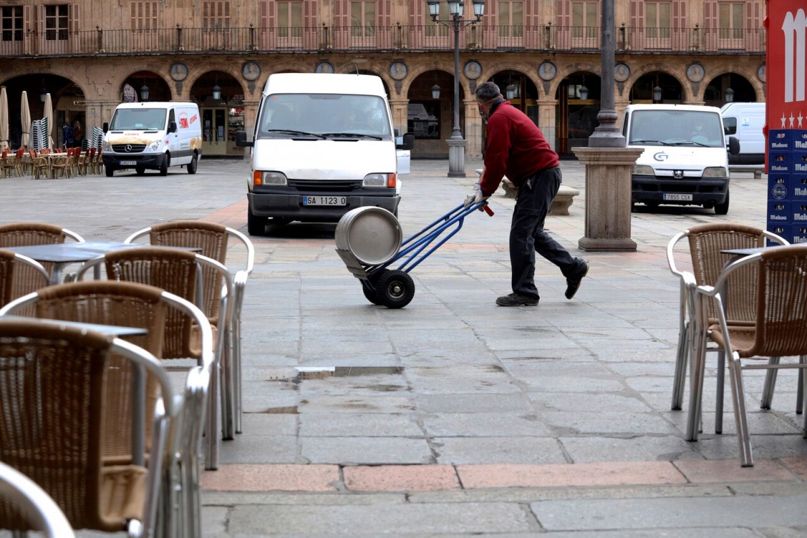 Los hosteleros ven con cierto optimismo la llegada de la vacuna