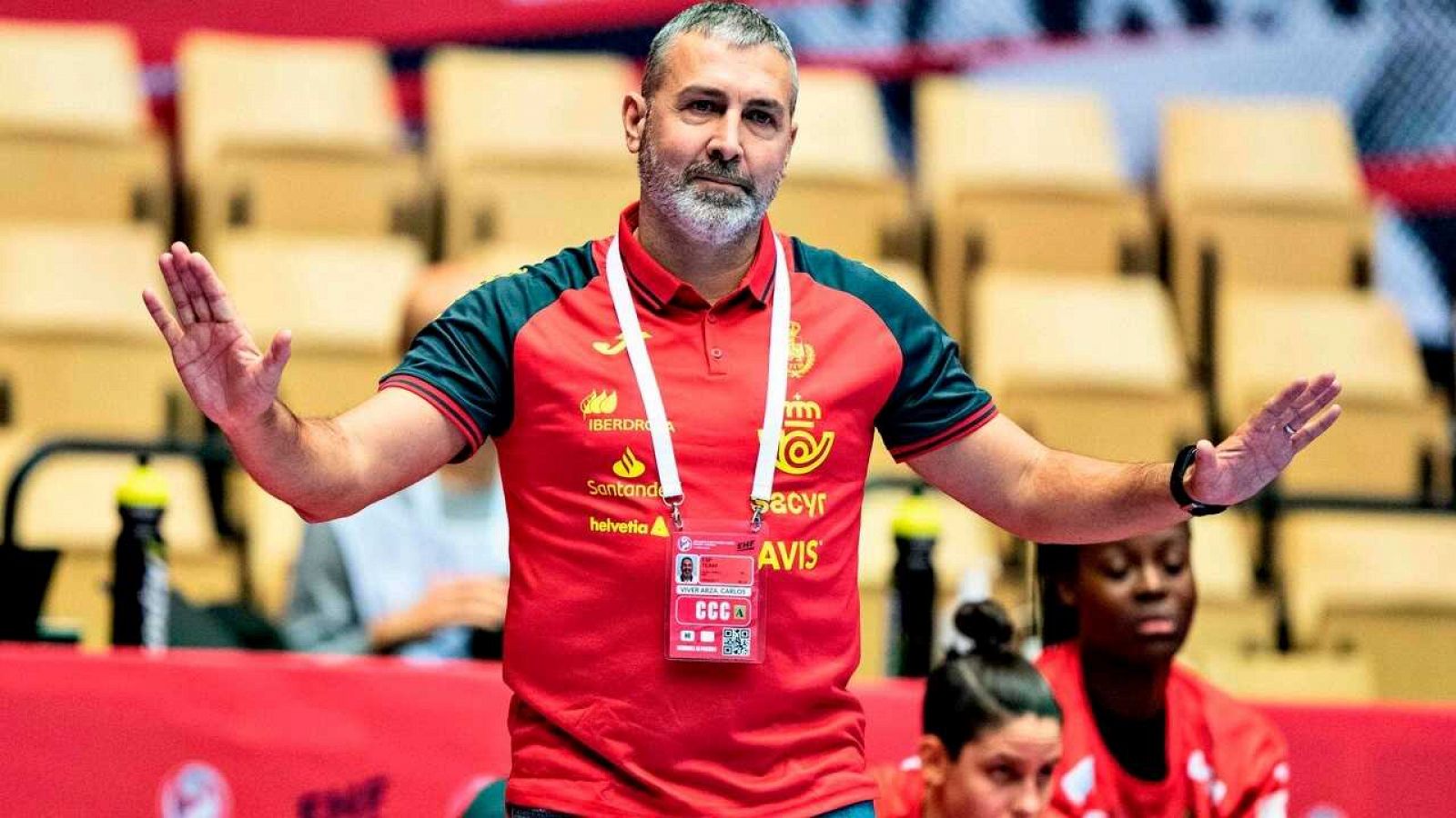 Europeo balonmano | Carlos Viver main rond