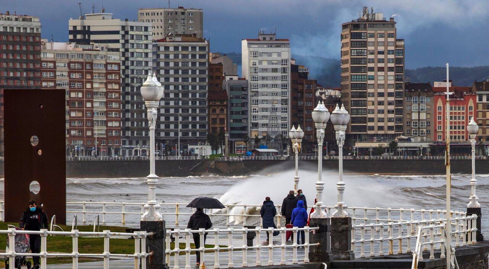 La borrasca Ernest se despide de España con nieve y fuerte oleaje - RTVE.es