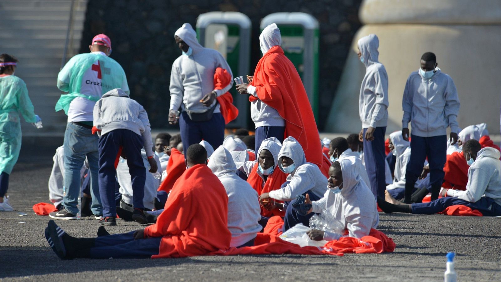 Polémica por la llegada de migrantes a Granada desde Canarias