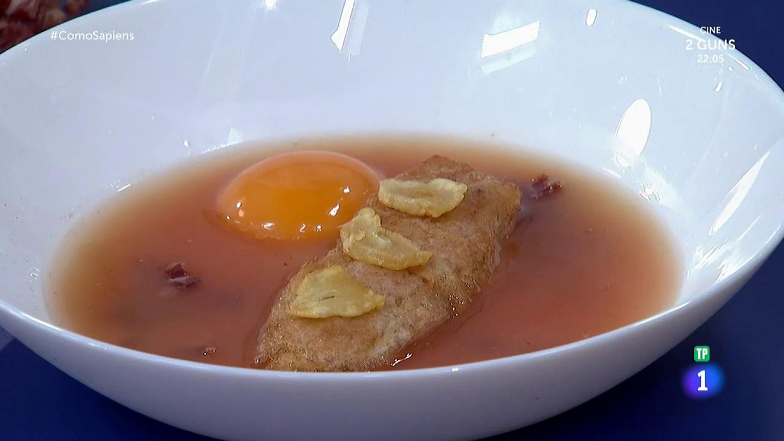Receta de sopa de ajo con torrija, cocina de vanguardia Receta de sopa de ajo con torrija, cocina de vanguardia