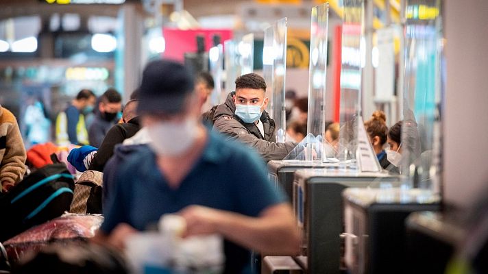 Los viajeros de zonas de riesgo podrán presentar pruebas basadas en plasma sanguíneo en lugar de PCR