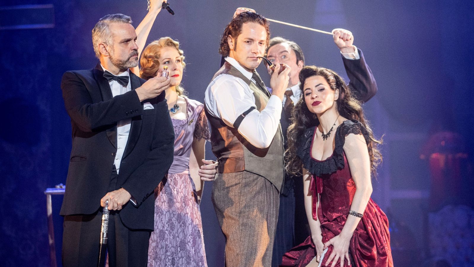 El musical '¿Quién mató a Sherlock Holmes?' reina en solitario en la Gran Vía | Ver