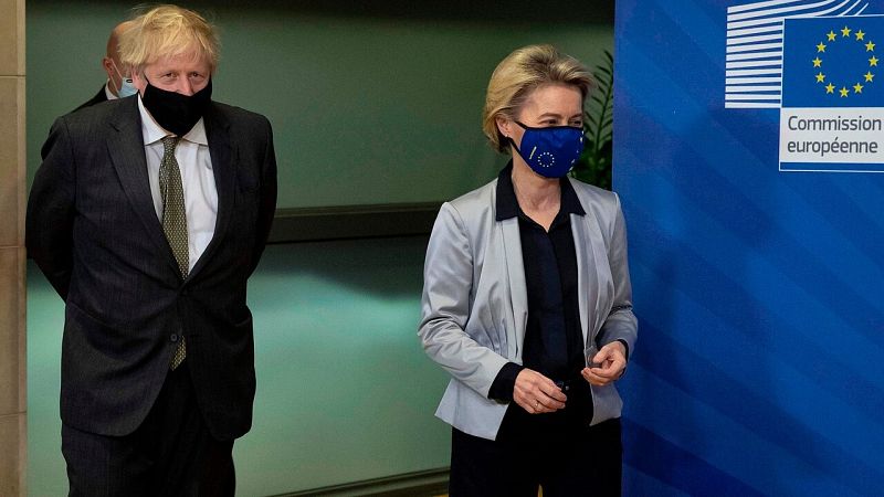 Bruselas presenta directrices de "contingencia" ante la posibilidad de un 'Brexit' sin acuerdo