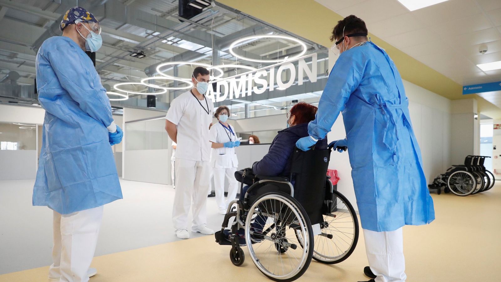 El Hospital Zendal de Madrid recibe a su primera paciente con COVID