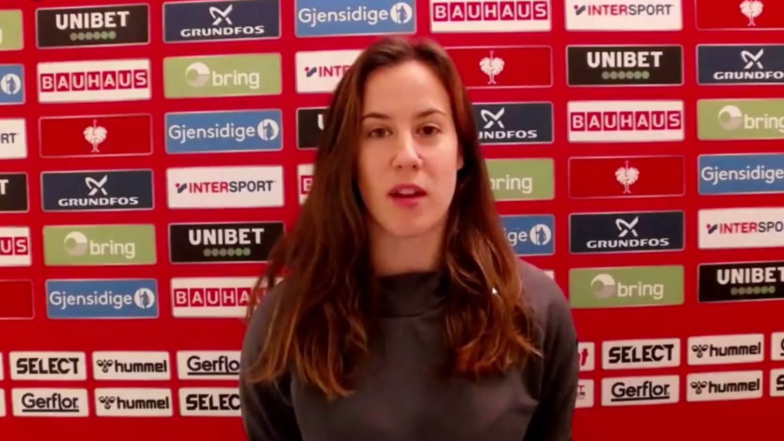 Balonmano | Silvia Arderius: "Ayer cometimos más errores de la cuenta"