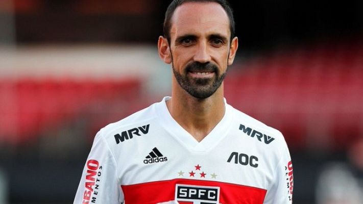 Telediario 1 - Juanfran: "Si el Atleti sigue así puede ser campeón"