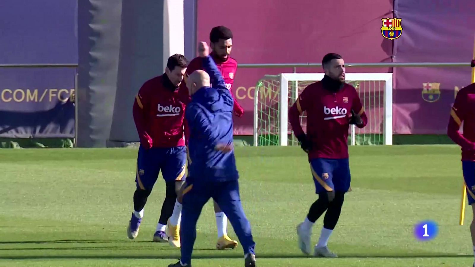 Messi aspira a igualar a Pelé si marca ante el Levante | Ver