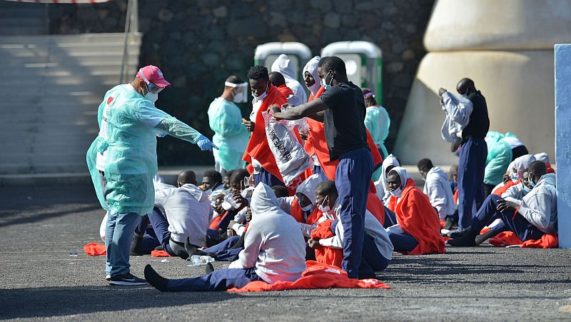 Canarias busca proteger la integridad de migrantes alojados