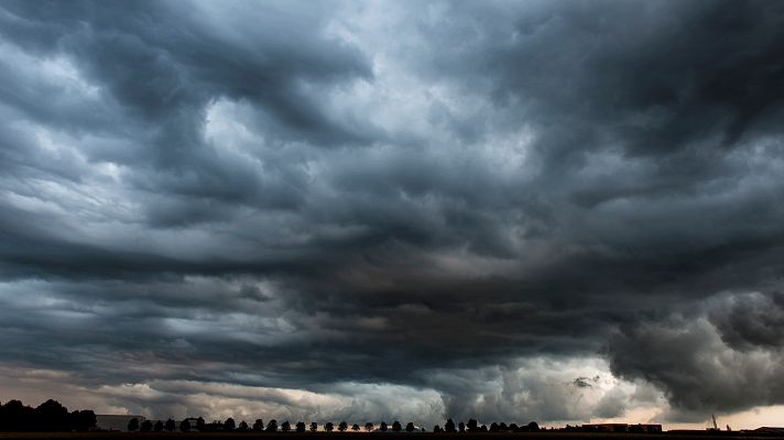 En la mayor parte de la Península se esperan cielos nubosos o cubiertos, con precipitaciones en el noroeste