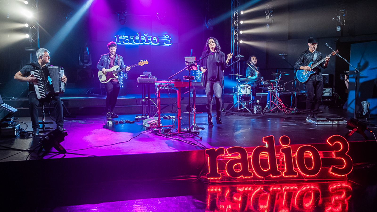 Los conciertos de Radio 3 - Guadi Galego - RTVE.es