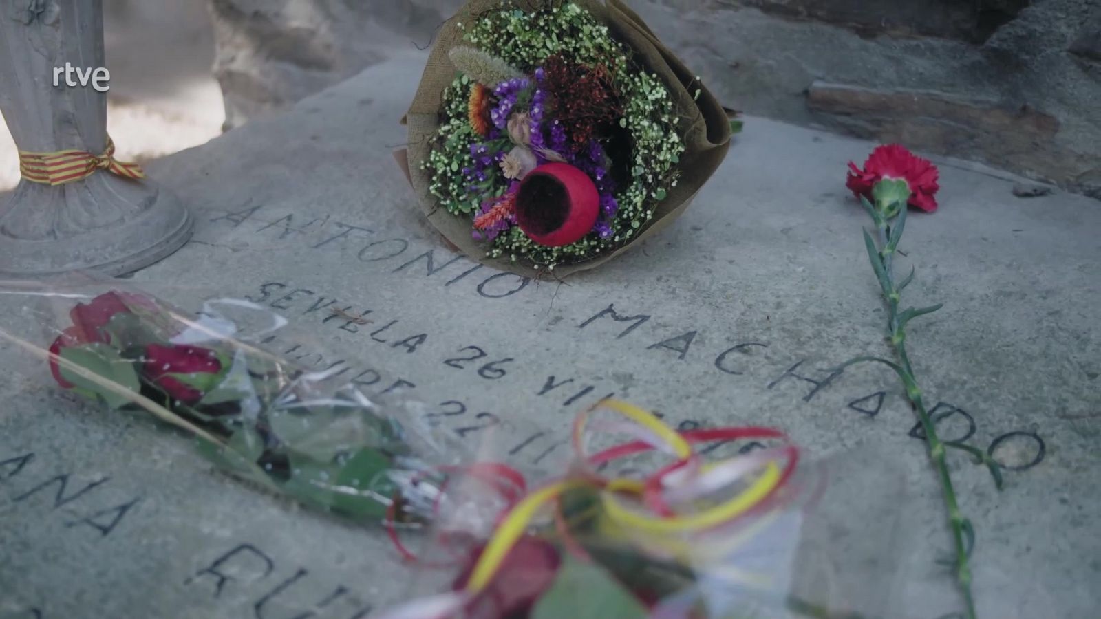 Imprescindibles explica cómo se recaudó dinero para construir la tumba de Antonio Machado en Collioure