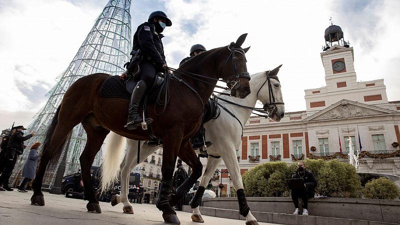 Las comunidades estudian ampliar las limitaciones en Navidad ante el aumento de contagios