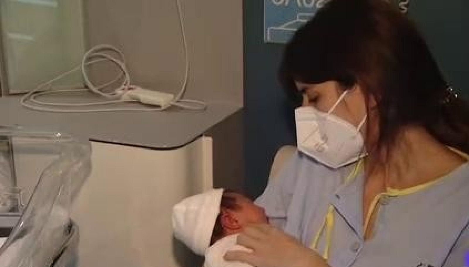 El embarazo diferente de las madres de la denominada 'generación covid'