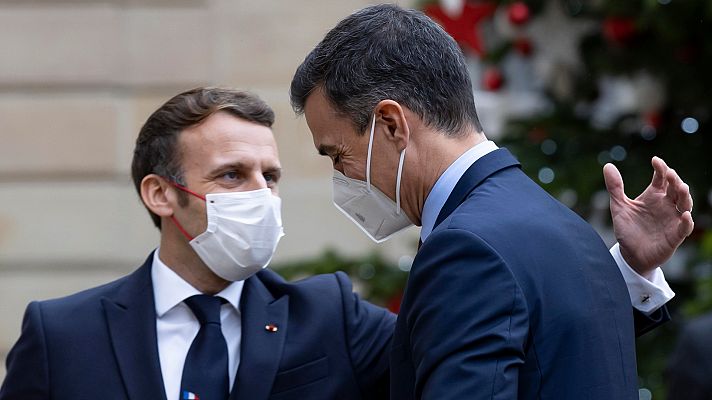 Sánchez, en cuarentena por el contagio de Macron