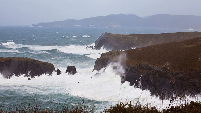 Intervalos de viento fuerte en el litoral gallego y en puntos de Canarias - Ver ahora