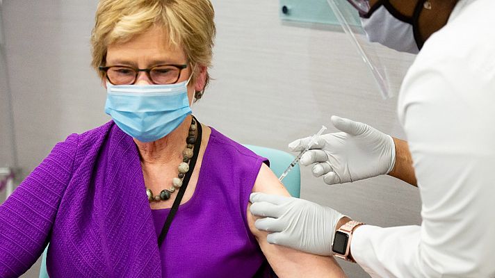 Telediario 1 - España se prepara para empezar a vacunar el 27 de diciembre