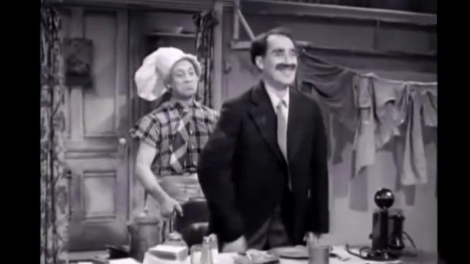 Secuencias en 24 horas - Los hermanos Marx - ver ahora