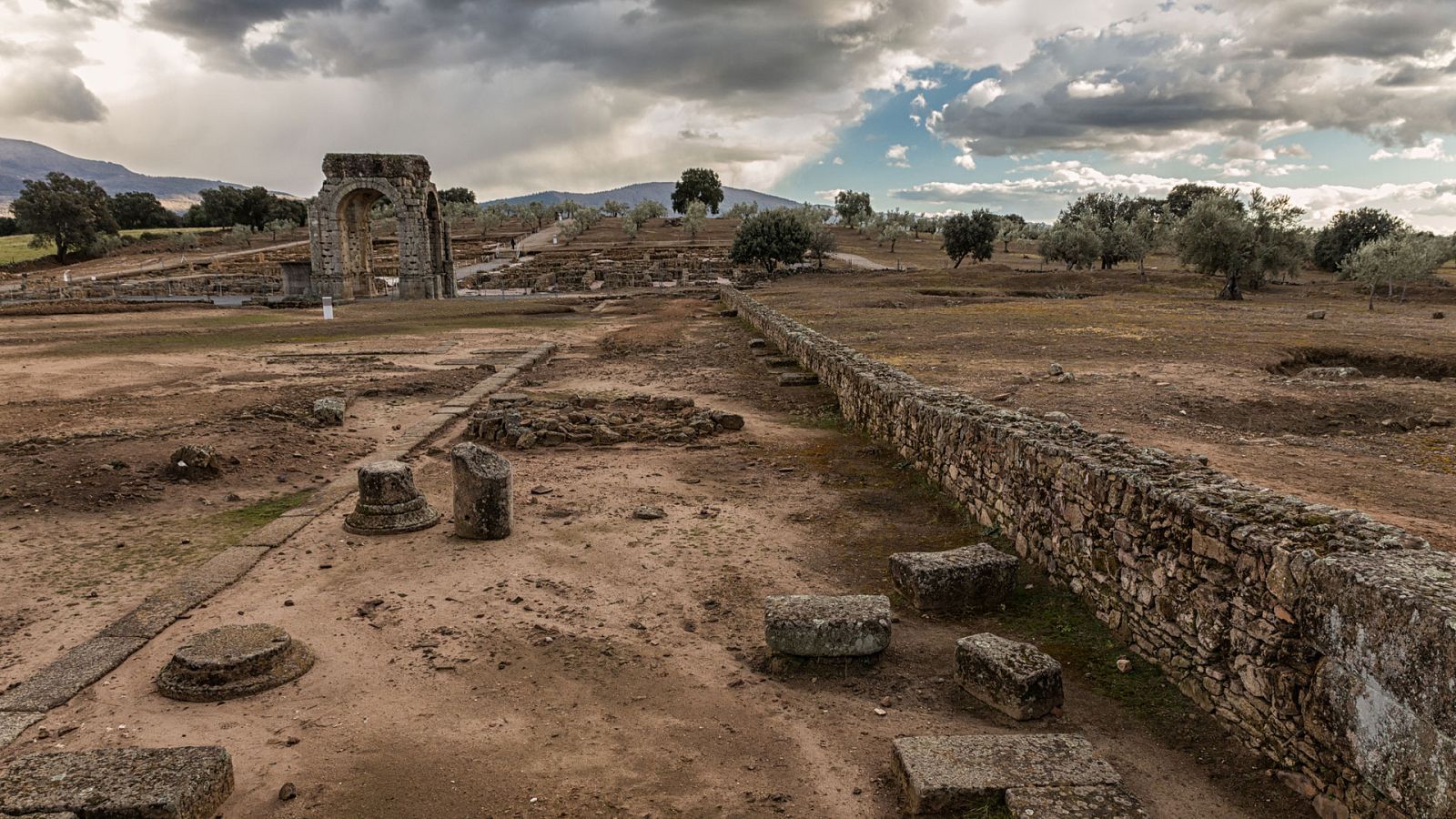 Precipitaciones que podrán ser localmente persistentes en el norte de Cáceres