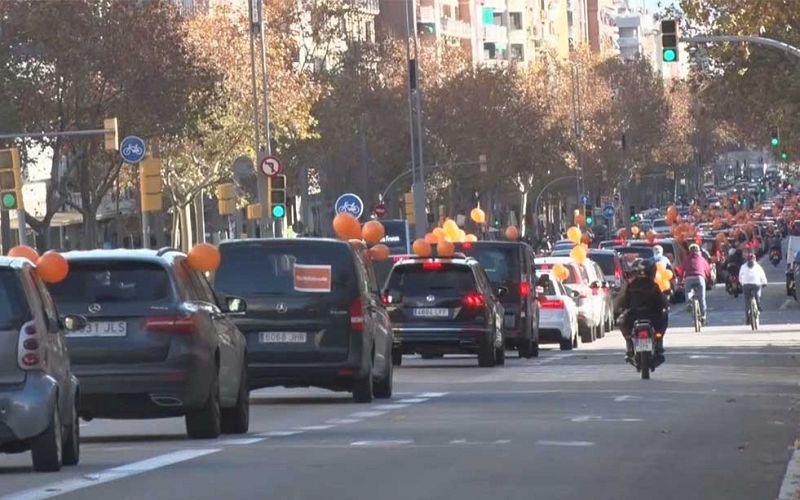 Protestes a Barcelona contra la llei Celaá i en defensa del castellà a l'escola