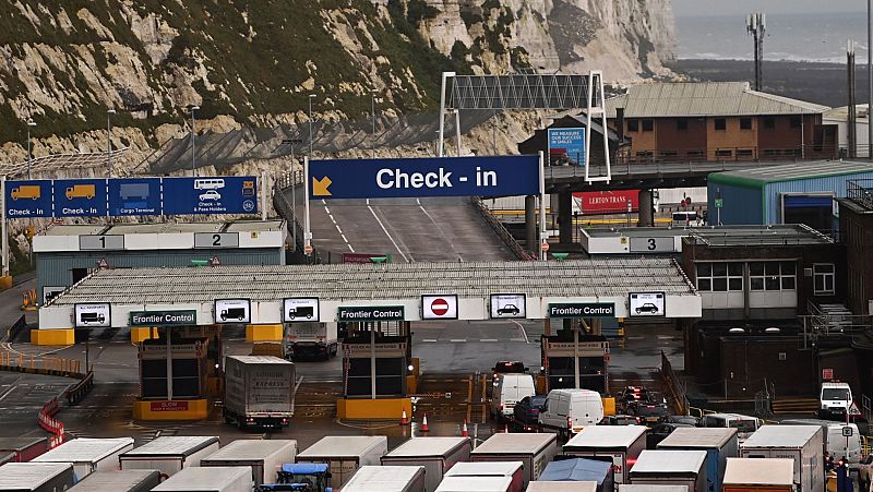 'Brexit': La UE y el Reino Unido siguen negociando más allá de la fecha límite dada por el Parlamento Europeo