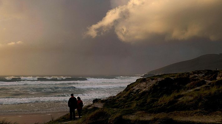 Lluvias persistentes en el oeste de Galicia y temperaturas en ascenso