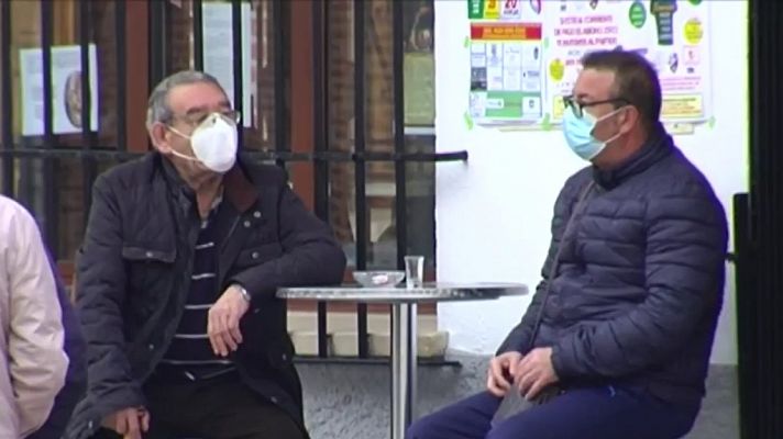 Telediario 1 - El Ayuntamiento de Marchamalo dará 3.000 euros a los bares que cierren en Navidad