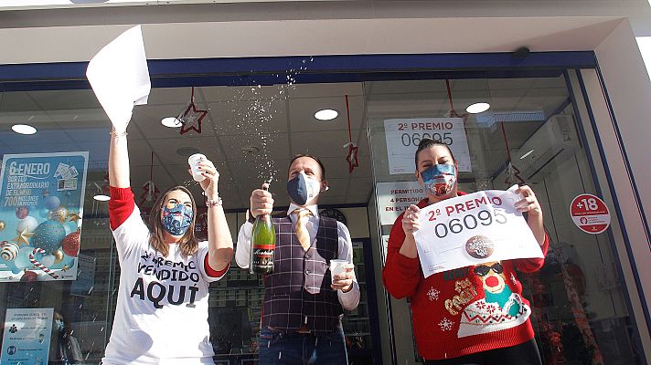 Telediario 1 - El 6.095, segundo premio de la Lotería de Navidad