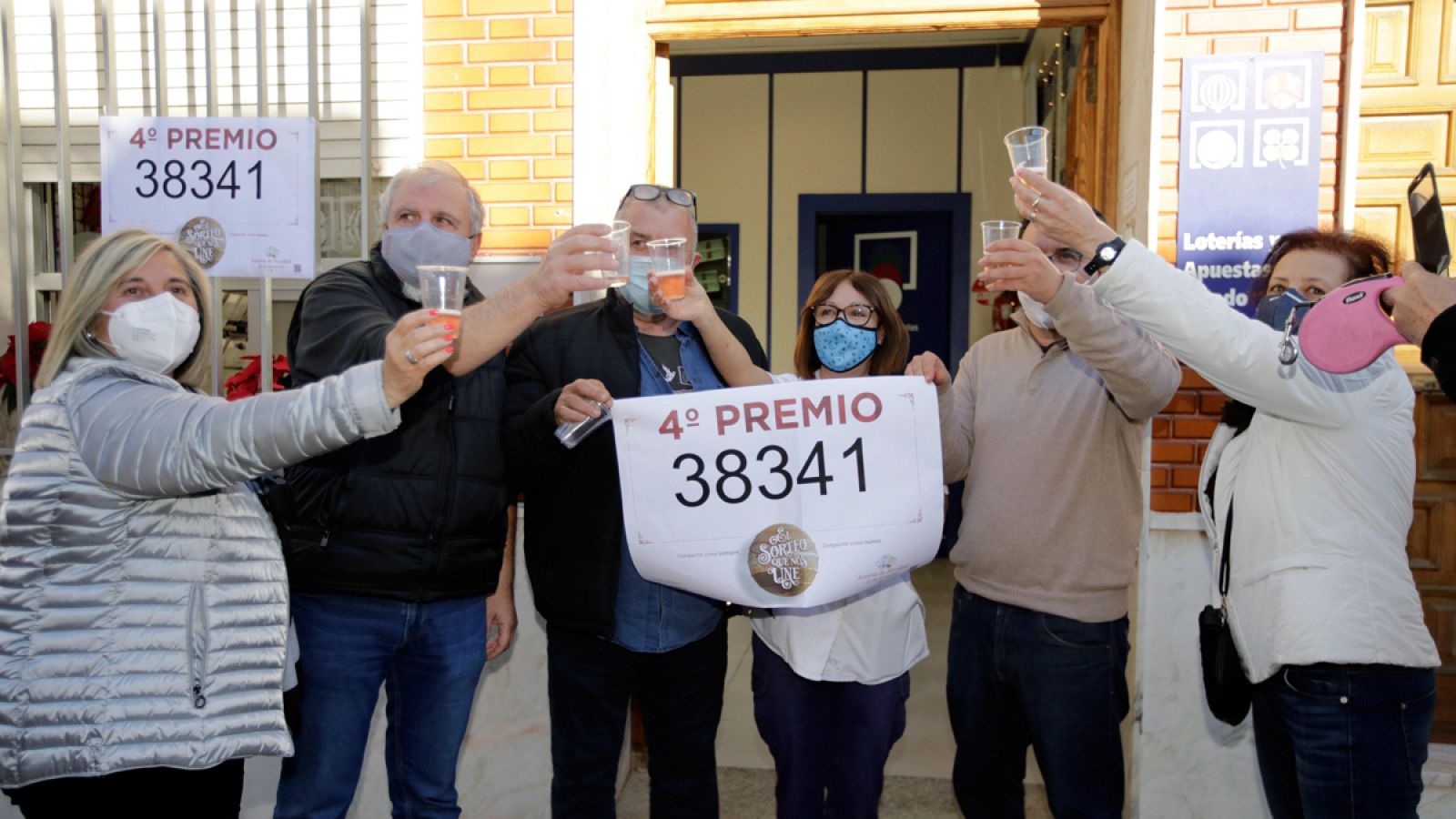 El 75.981 y el 38.341, los dos cuartos, reparten suerte en Vigo, Cambados, Valencia y San Pedro del Pinatar