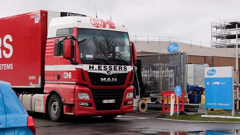 Las vacunas de Pfizer ya han salido de Bélgica con destino a España