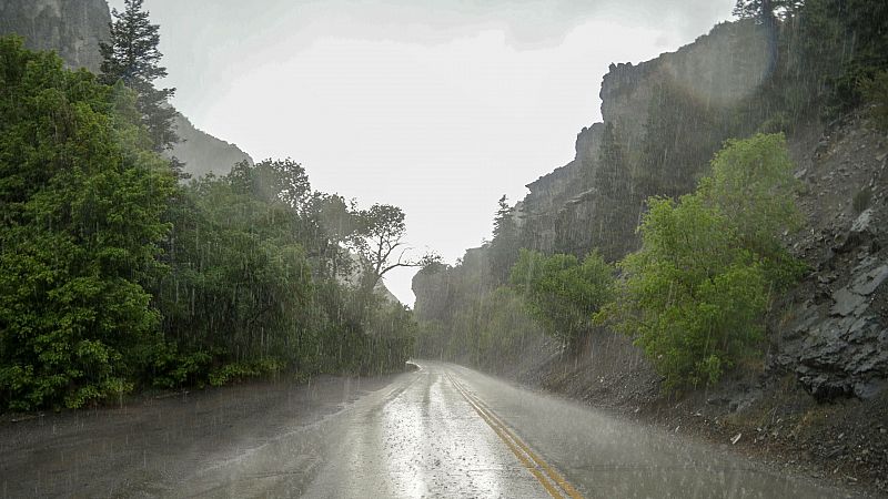 Precipitaciones localmente fuertes de madrugada en el oeste de Galicia - ver ahora