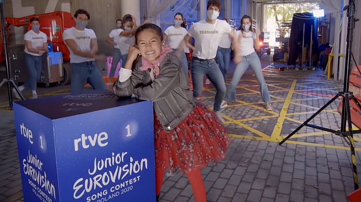 Especiales de Navidad - Soleá canta "Can't Stop the Feeling" con TVE y RNE