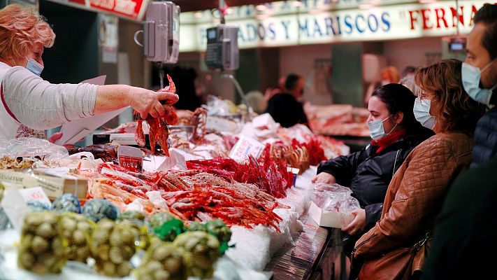 Besugo y percebes, lo más caro de la Nochebuena