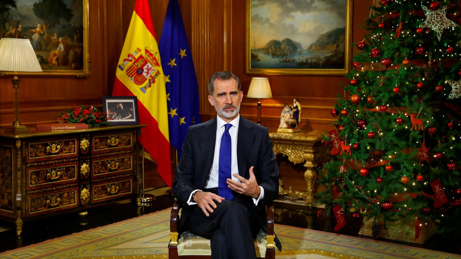 Felipe VI afirma que todos "sin excepciones" debemos cumplir los "principios éticos y morales"